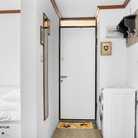 Solhouse Apartment Gjirokaster Bagian luar foto