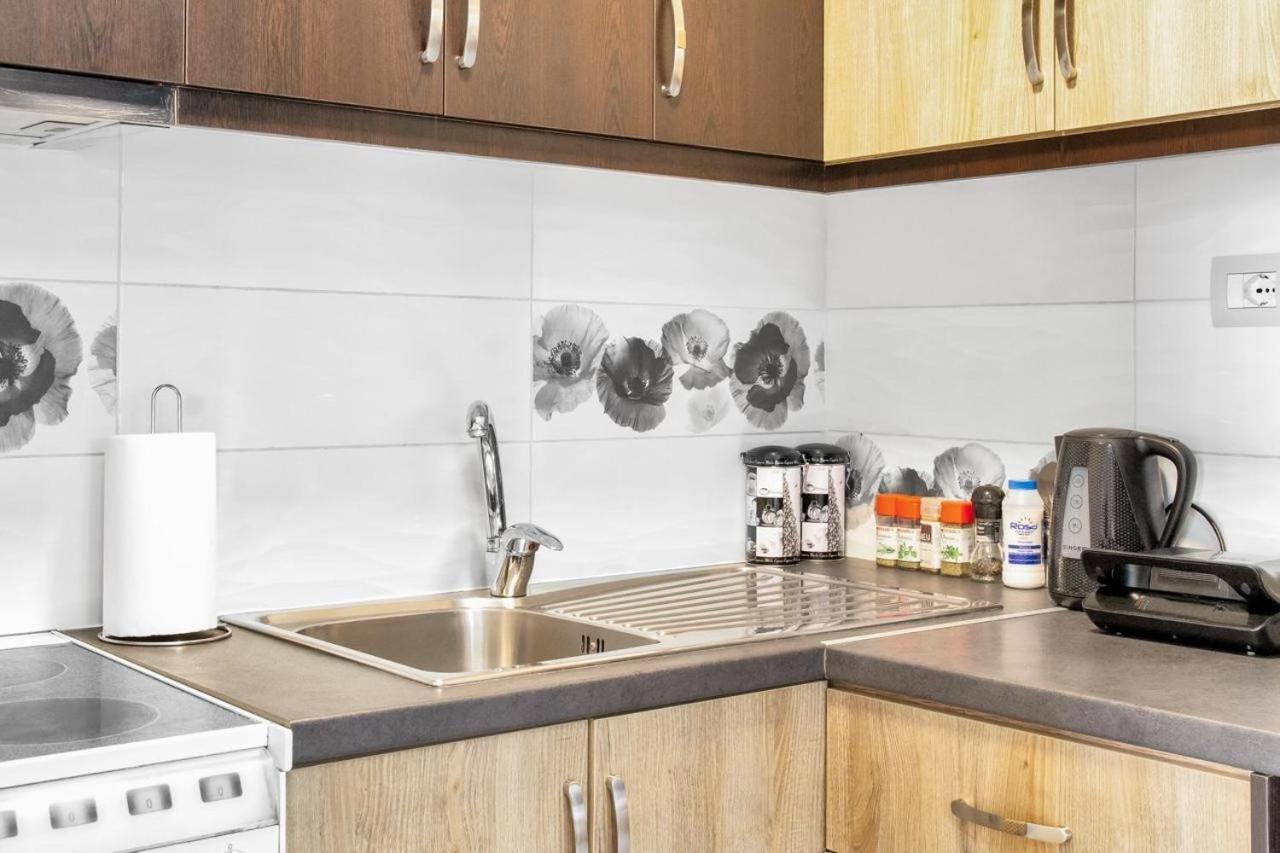 Solhouse Apartment Gjirokaster Bagian luar foto