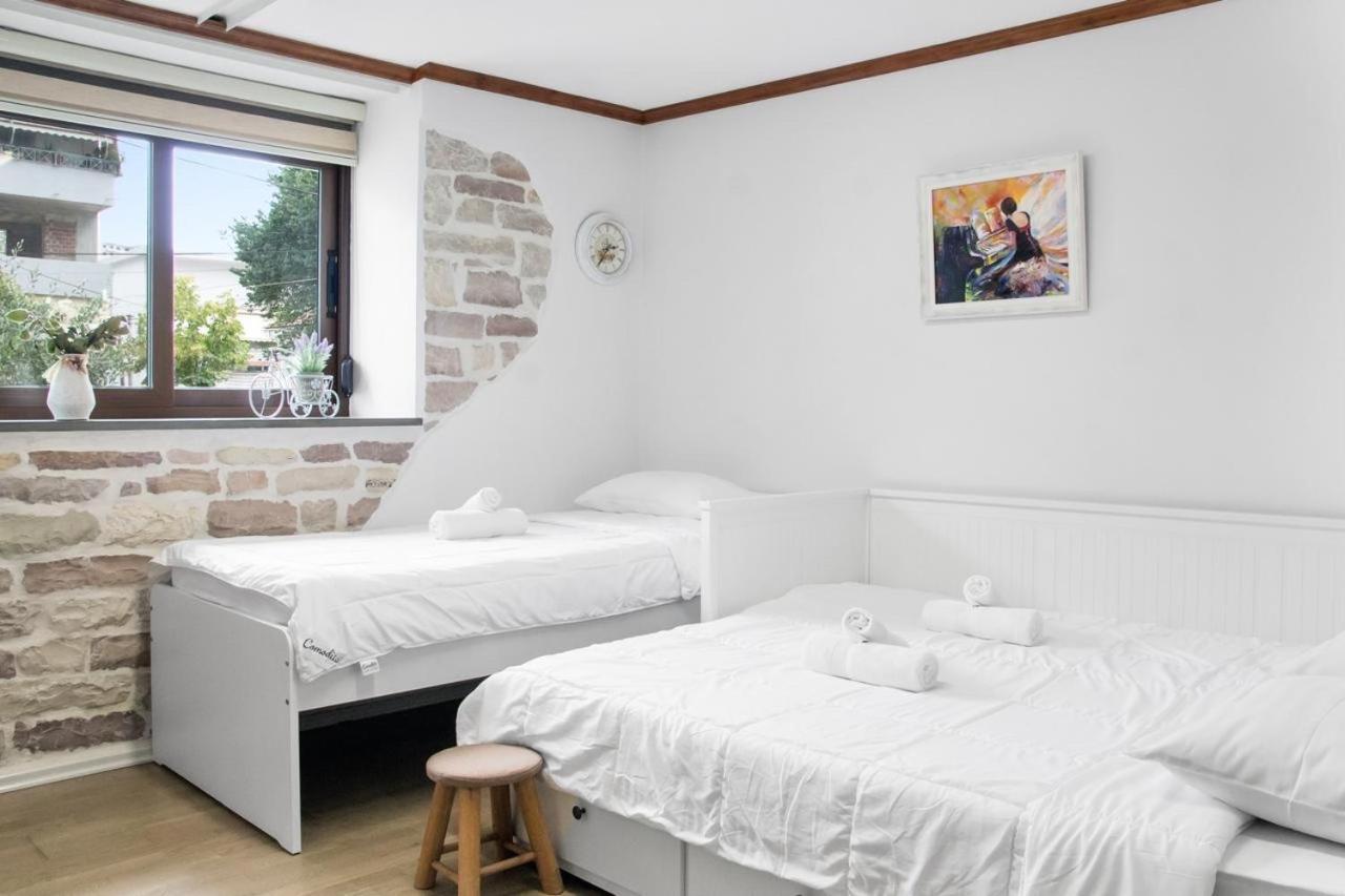 Solhouse Apartment Gjirokaster Bagian luar foto